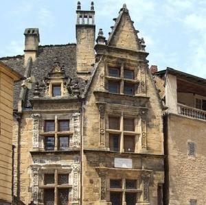 france/nouvelle-aquitaine/sarlat-la-caneda/maison-de-la-boetie