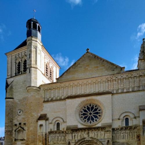 france/nouvelle-aquitaine/thouars/eglise-saint-medard