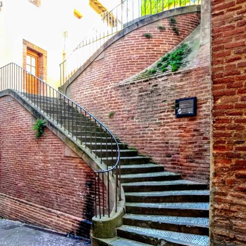 france/occitanie/albi/escalier-de-veyre