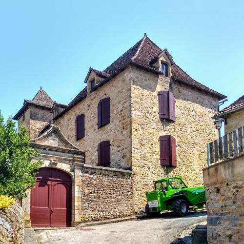 france/occitanie/autoire/chateau-de-busqueille