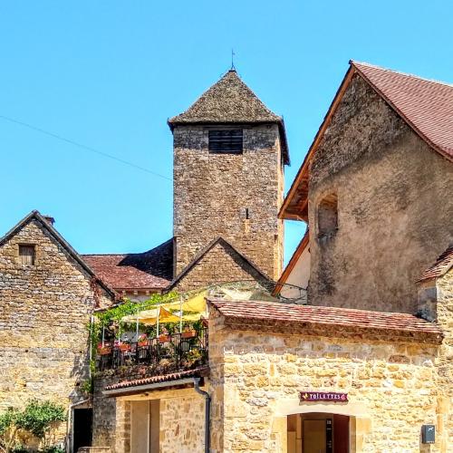 france/occitanie/autoire/eglise-saint-pierre