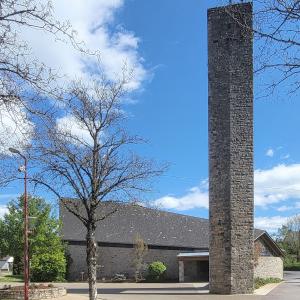 france/occitanie/bozouls/eglise-saint-pie-x