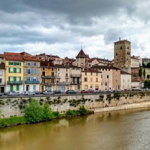 france/occitanie/cahors/point-de-vue-depuis-le-pont-de-cabessut