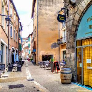 france/occitanie/cahors/rue-nationale