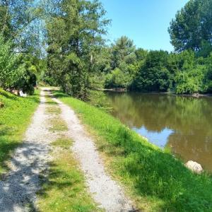 france/occitanie/carennac/berges-de-la-dordogne