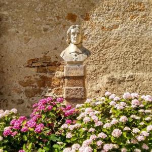 france/occitanie/carennac/statue-de-fenelon