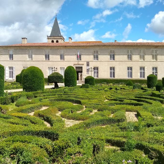 france/occitanie/castres/jardin-de-l-eveche