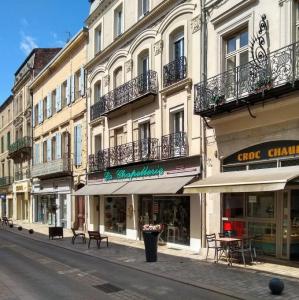 france/occitanie/castres/rue-henry-iv-et-rue-sabatier