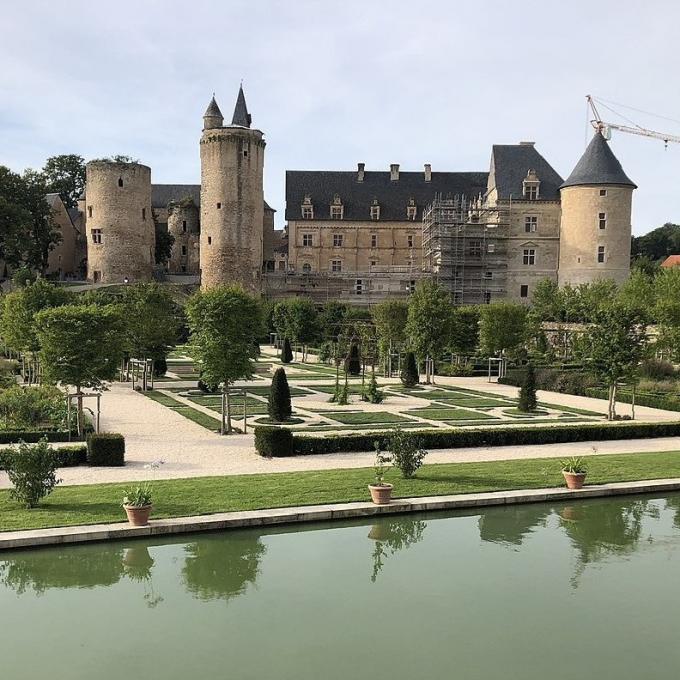 france/occitanie/chateau-de-bournazel