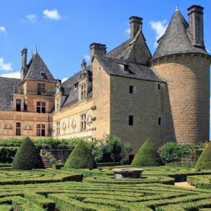 france/occitanie/chateau-de-montal