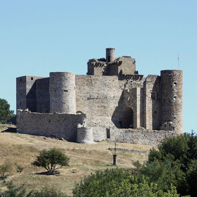 france/occitanie/chateau-de-portes