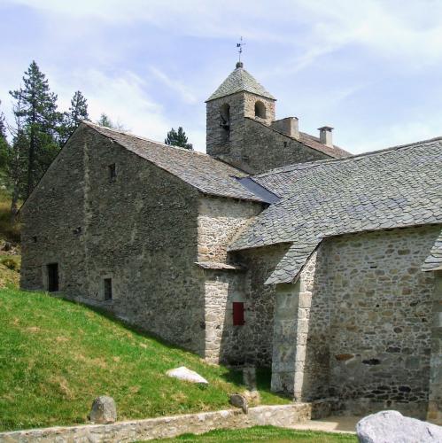 france/occitanie/font-romeu/ermitage-notre-dame