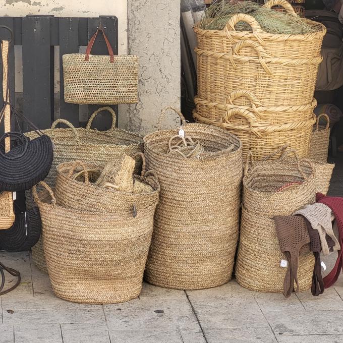 france/occitanie/gruissan/grande-rue