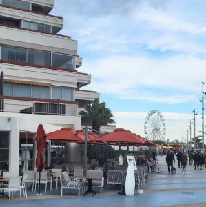 france/occitanie/la-grande-motte/promenade-plage