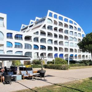 france/occitanie/le-grau-du-roi/port-camargue