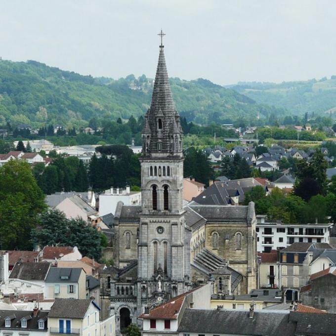 france/occitanie/lourdes/eglise-du-sacre-coeur