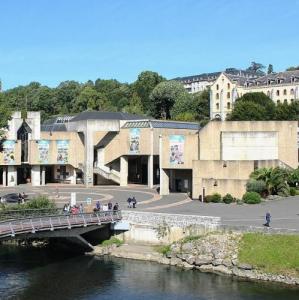 france/occitanie/lourdes/espace-sainte-bernadette