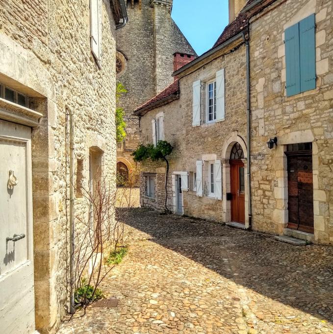 france/occitanie/martel/rue-de-l-eglise