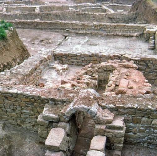 france/occitanie/millau/site-archeologique-de-la-graufesenque