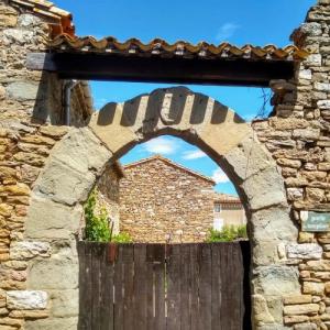 france/occitanie/minerve/porte-des-templiers