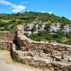 france/occitanie/minerve/remparts