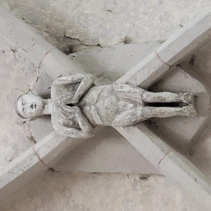 france/occitanie/mur-de-barrez/eglise-saint-thomas-de-canterbury