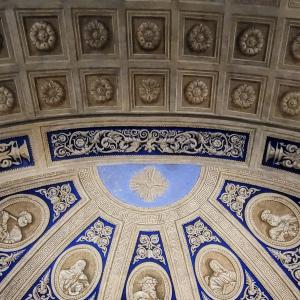 france/occitanie/mur-de-barrez/eglise-saint-thomas-de-canterbury