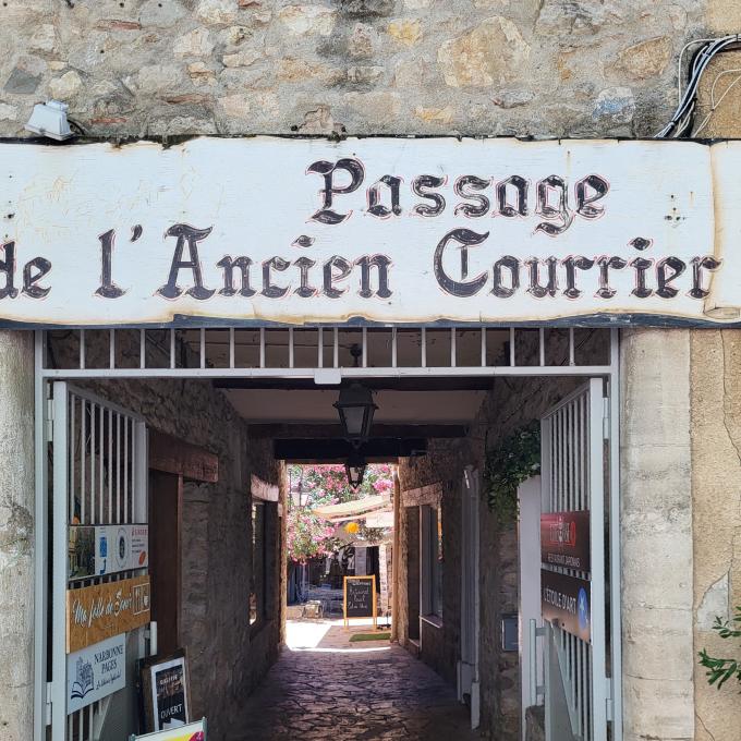 france/occitanie/narbonne/rue-de-l-ancien-courrier