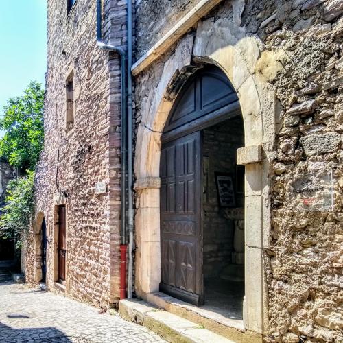 france/occitanie/olargues/eglise-saint-laurent