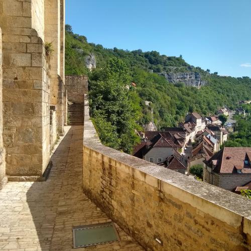 france/occitanie/rocamadour/chemin-de-ronde