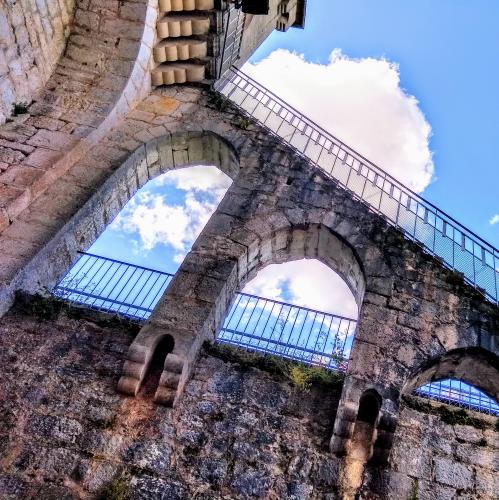 france/occitanie/rocamadour/remparts