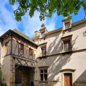 france/occitanie/rodez/hotel-delauro