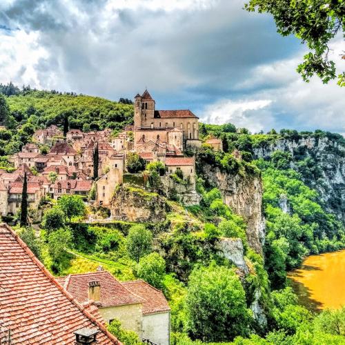 france/occitanie/saint-cirq-lapopie