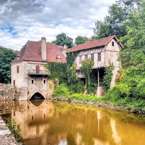 france/occitanie/saint-cirq-lapopie/ecluse-et-moulin-d-aulanac