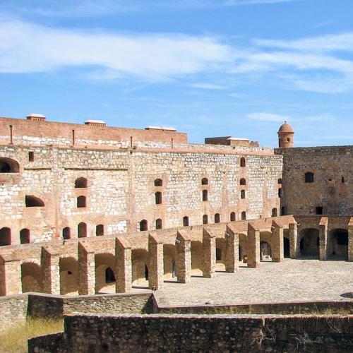 france/occitanie/salses-le-chateau/forteresse-de-salses