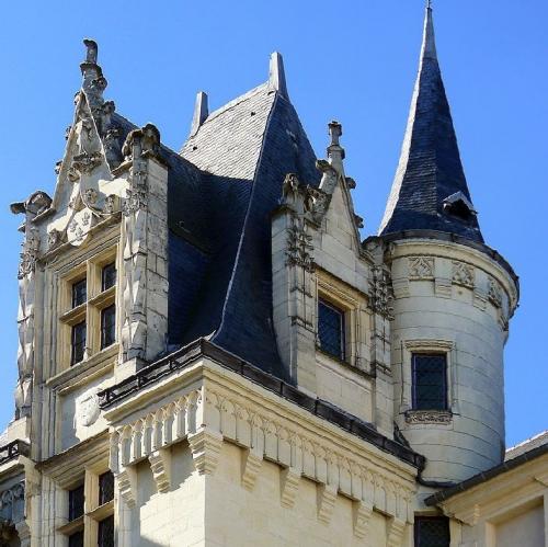 france/pays-de-la-loire/angers/logis-barrault