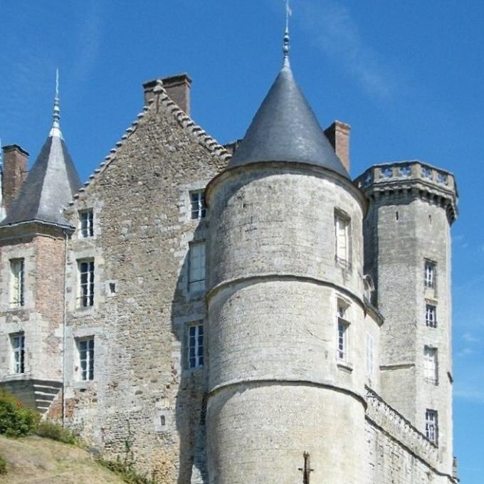 france/pays-de-la-loire/chateau-de-montmirail