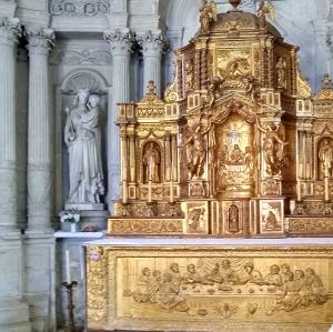france/pays-de-la-loire/fontevraud-l-abbaye/eglise-saint-michel