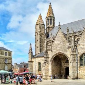 france/pays-de-la-loire/guerande/place-saint-aubin