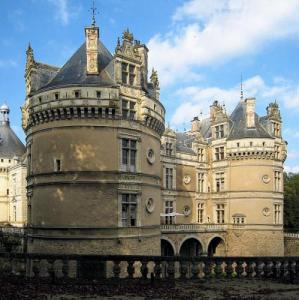 france/pays-de-la-loire/le-lude