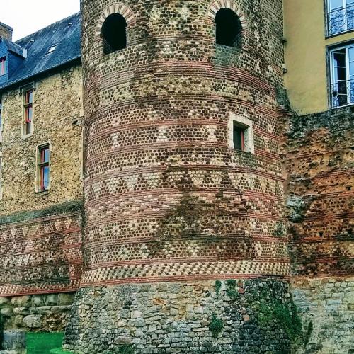 france/pays-de-la-loire/le-mans/enceinte-romaine