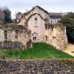 france/pays-de-la-loire/montreuil-bellay/prieure-des-nobis