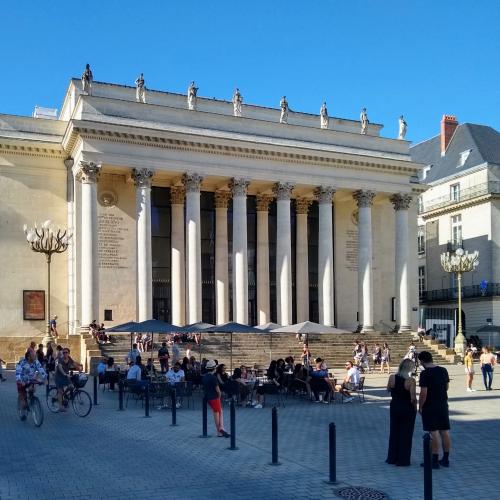 france/pays-de-la-loire/nantes/place-graslin