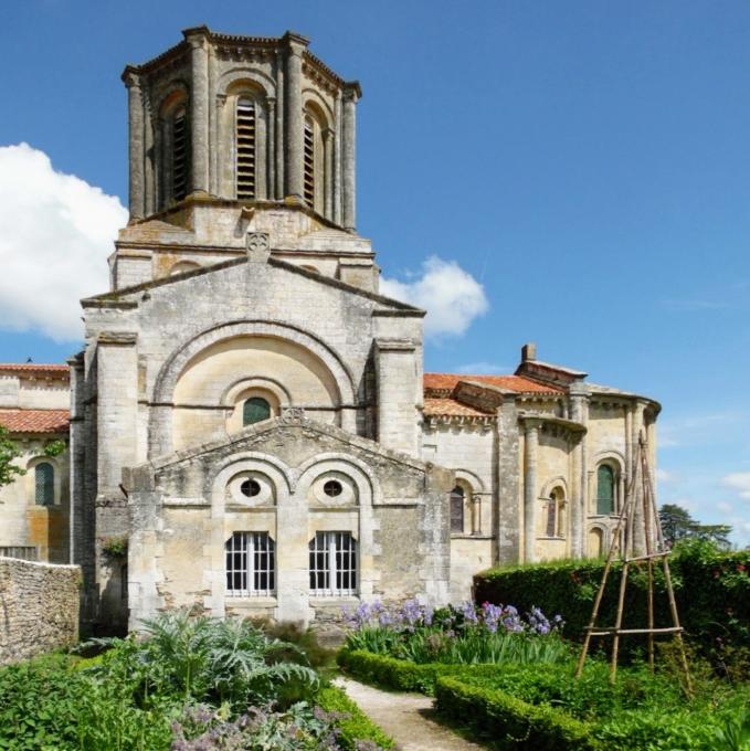 france/pays-de-la-loire/vouvant