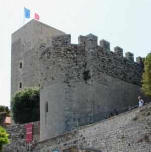 france/provence-alpes-cote-d-azur/cannes/musee-de-la-castre