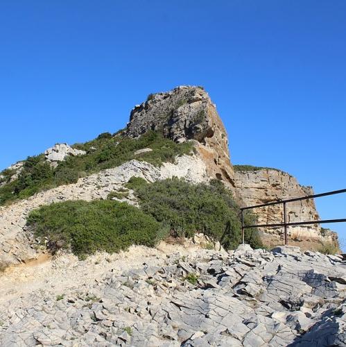 france/provence-alpes-cote-d-azur/cap-canaille/falaises-soubeyranes