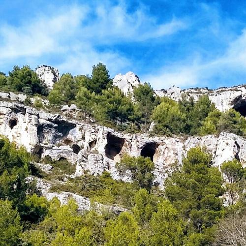 france/provence-alpes-cote-d-azur/fontaine-de-vaucluse/grotte-de-la-vache-d-or