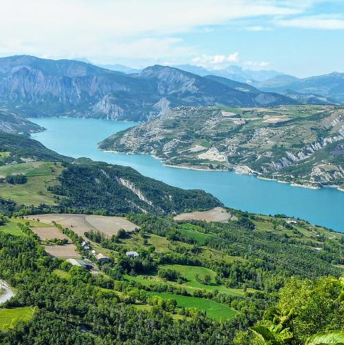 france/provence-alpes-cote-d-azur/lac-de-serre-poncon