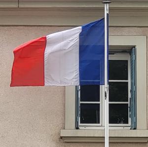 france/provence-alpes-cote-d-azur/lacoste/mairie
