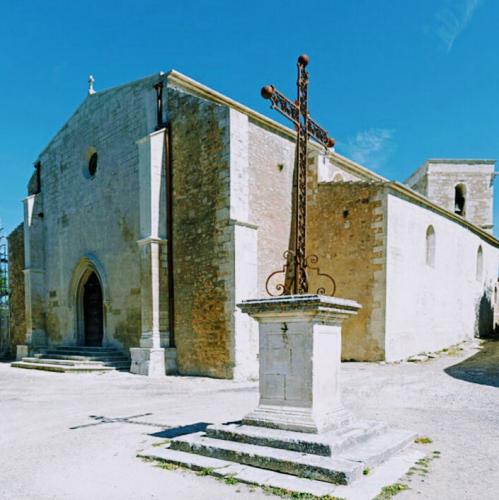 france/provence-alpes-cote-d-azur/menerbes/eglise-saint-luc